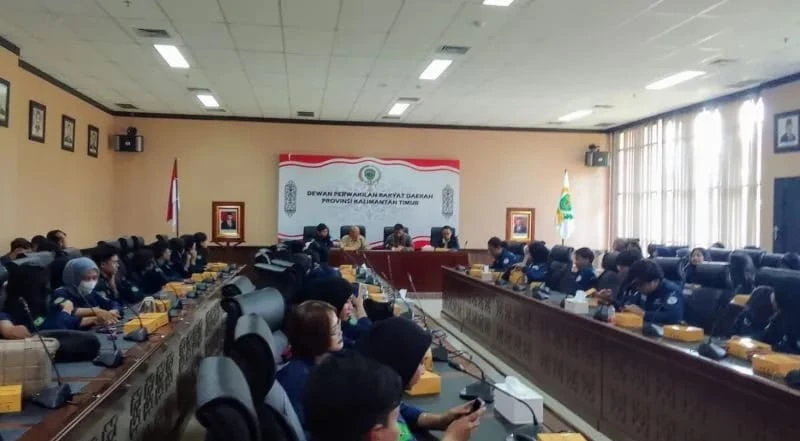 Rusman Yakub Terima Studi Tour Mahasiswa Unmul Samarinda
